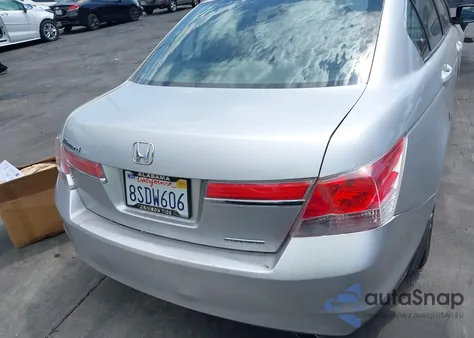 2012 Honda Accord 2.4 Se z USA, uszkodzony, nr VIN 1HGCP2F69CA023339